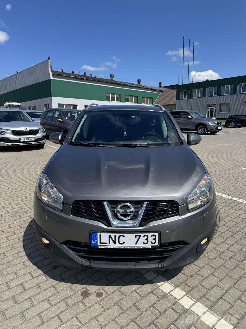 Nissan  Sõiduautod