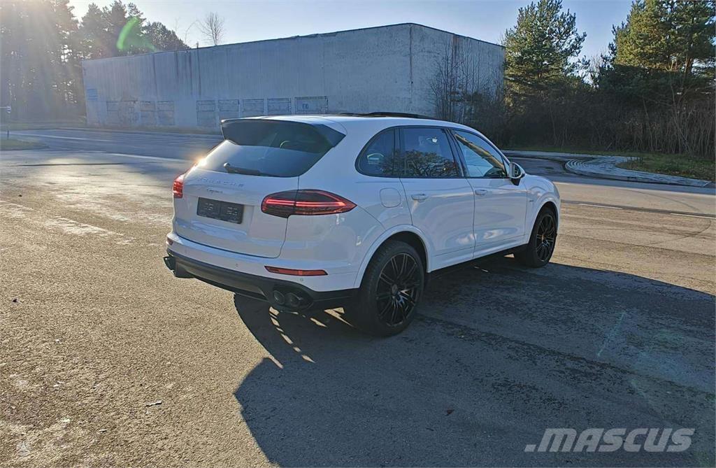 Porsche  Sõiduautod