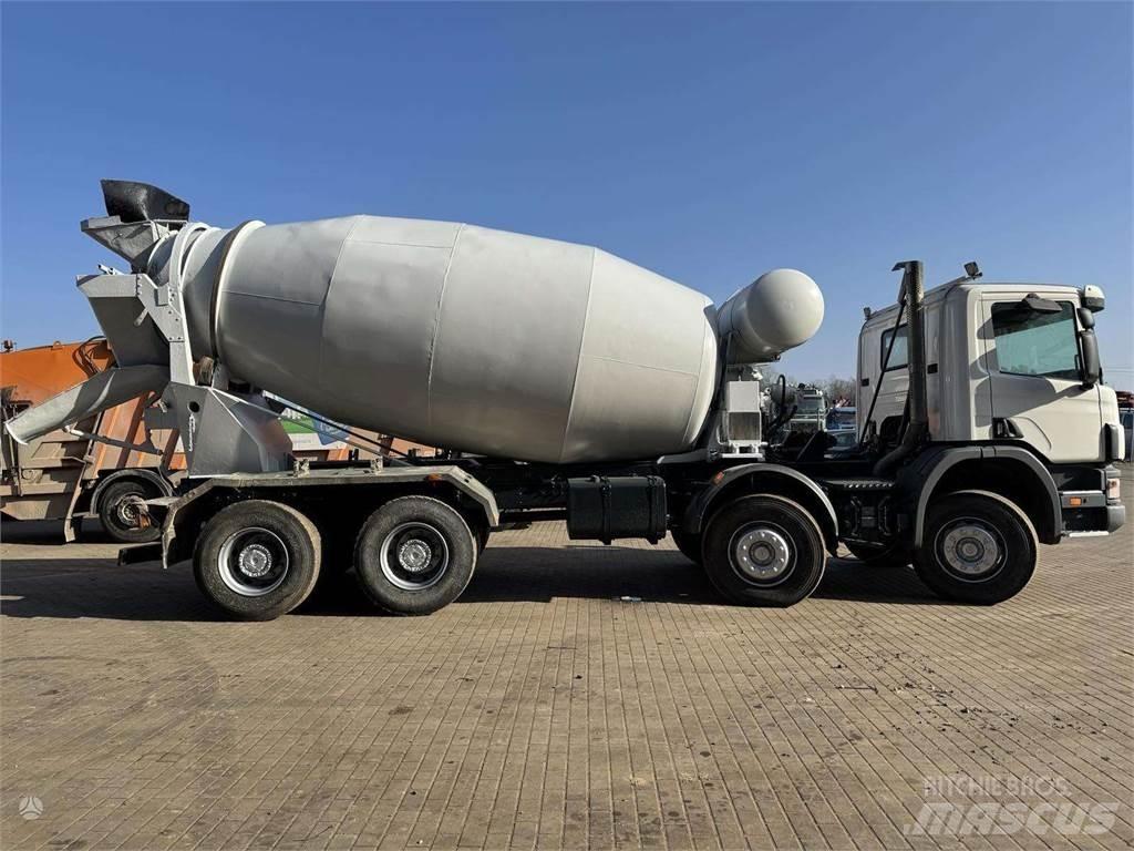 Scania P124 8x4 Betooniveokid