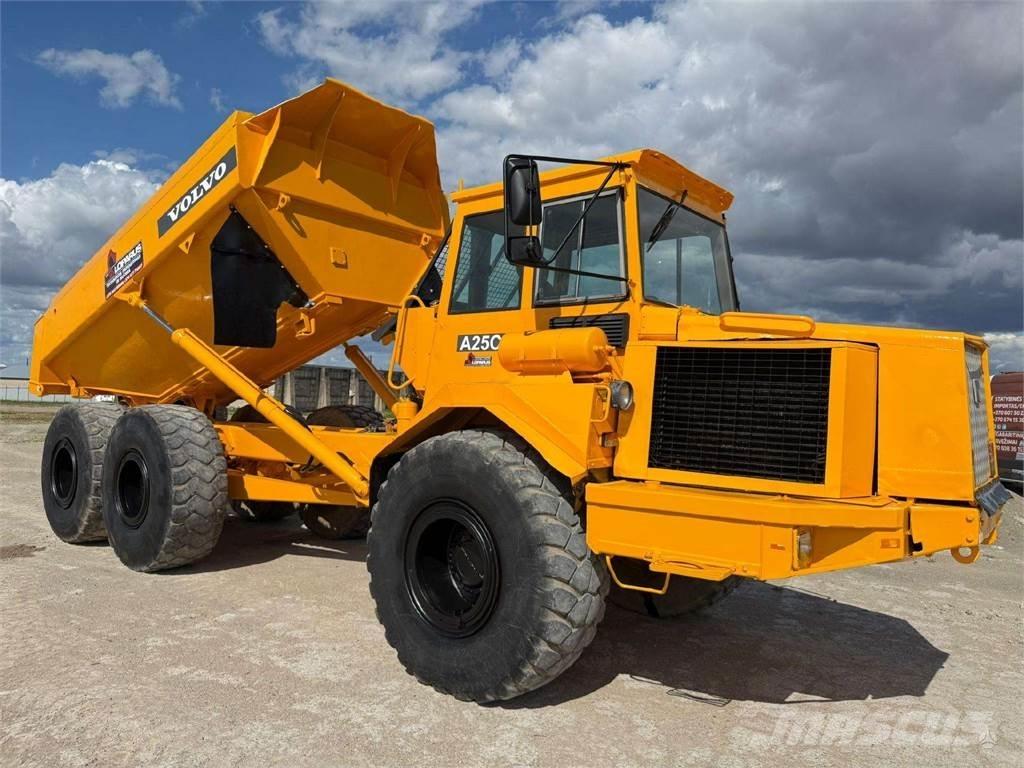 Volvo A25C Liigendraamiga pinnaseveokid