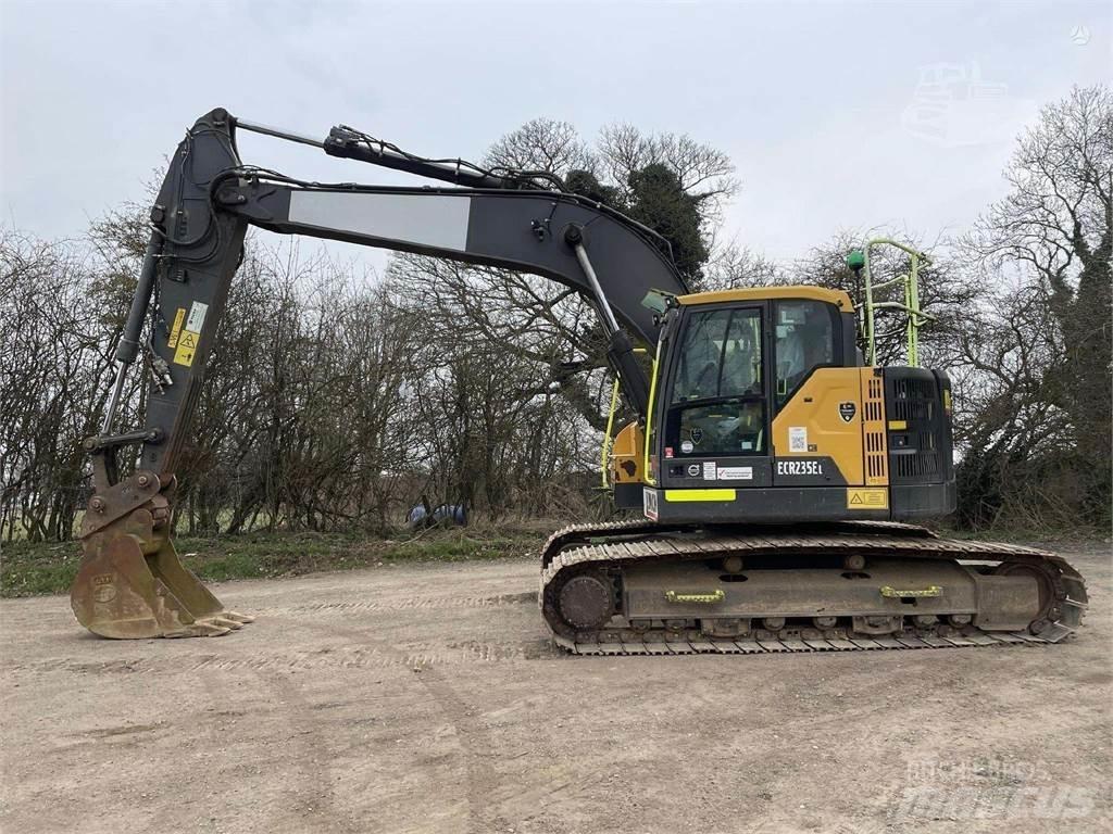Volvo ECR235EL Roomikekskavaatorid
