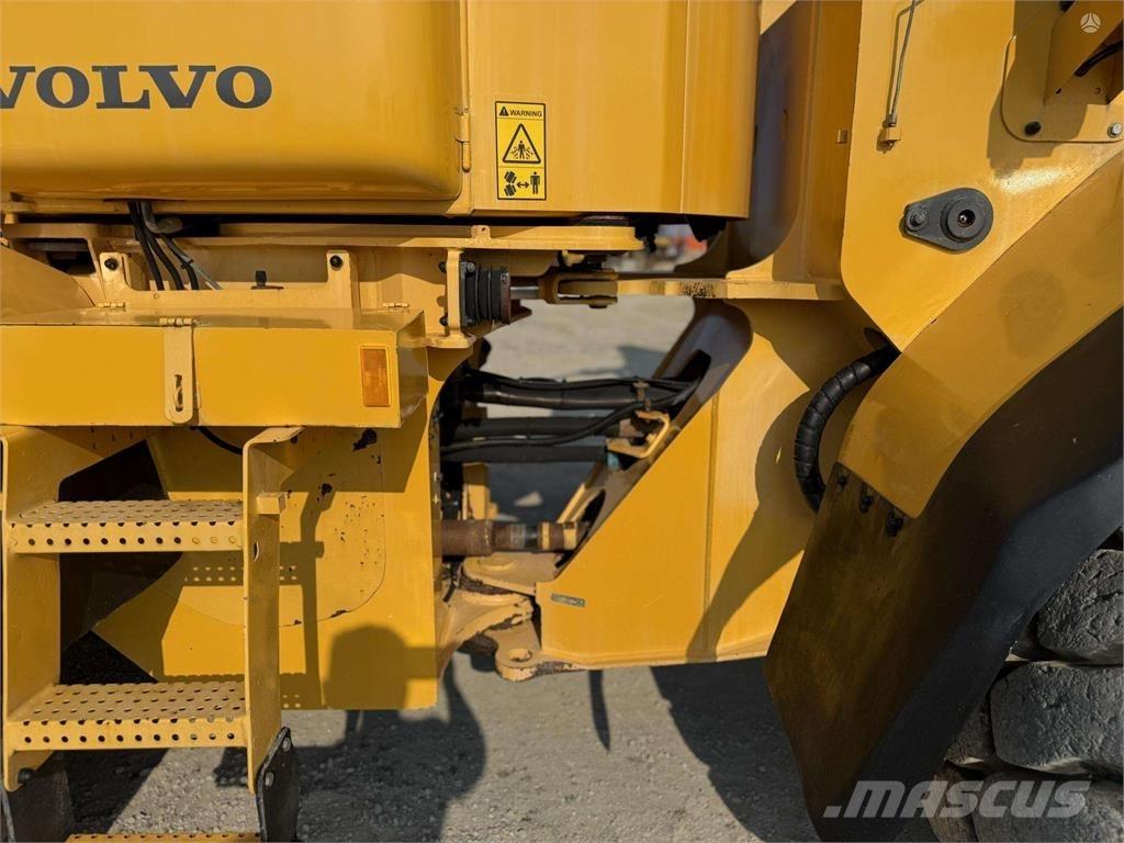 Volvo L 110 E Rataslaadurid