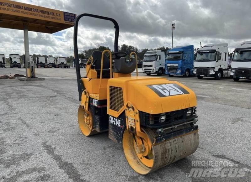 CAT CB214E Pinnasetihendajad
