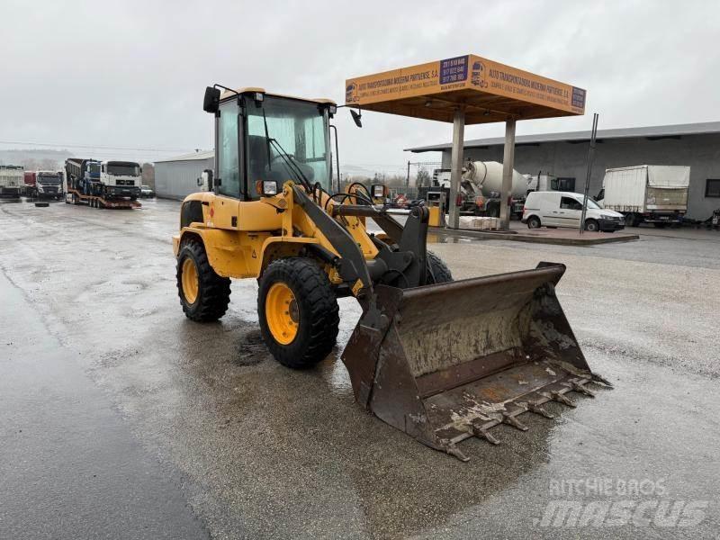 Volvo L 30 Väikelaadurid