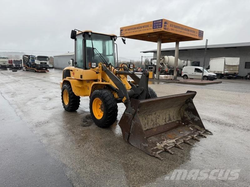 Volvo L 30 Väikelaadurid