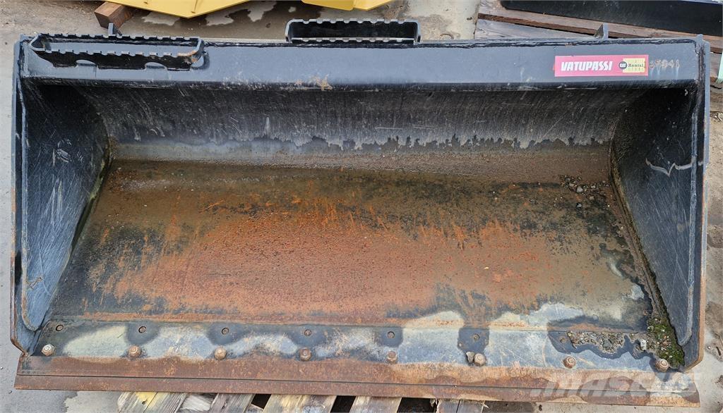 CAT 226D3 Kompaktlaadurid