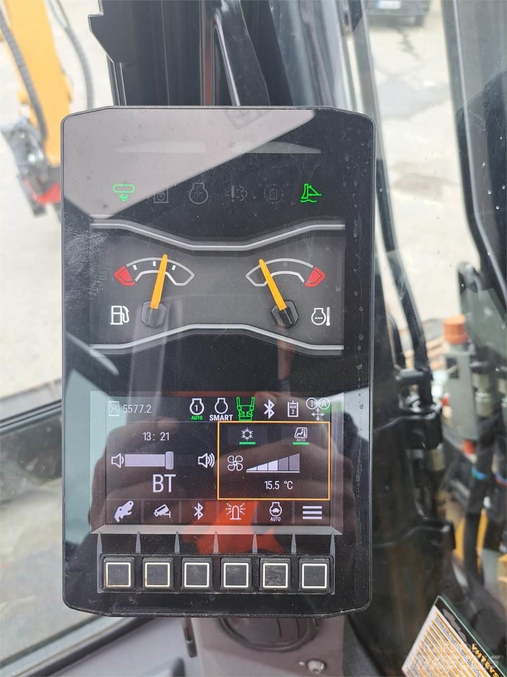 CAT 310 Miniekskavaatorid < 7 t