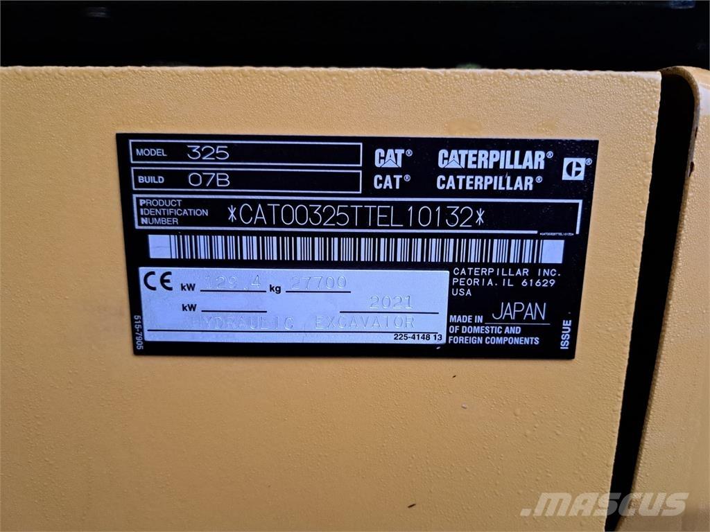 CAT 325 Roomikekskavaatorid