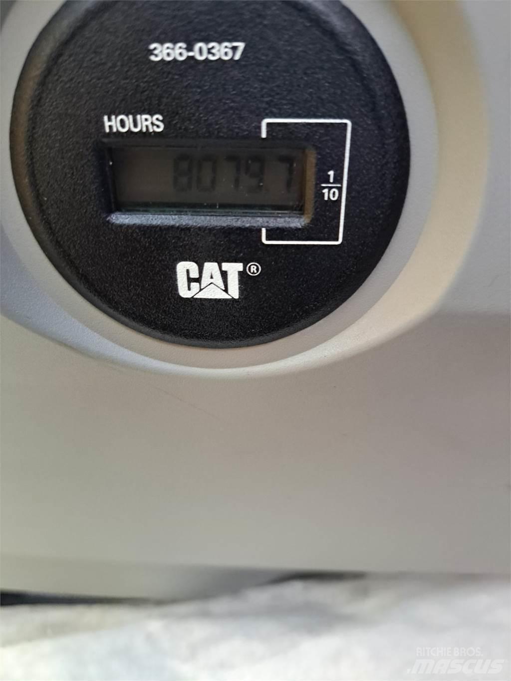 CAT 325F Roomikekskavaatorid