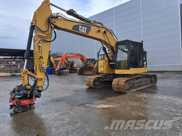 CAT 325F Roomikekskavaatorid