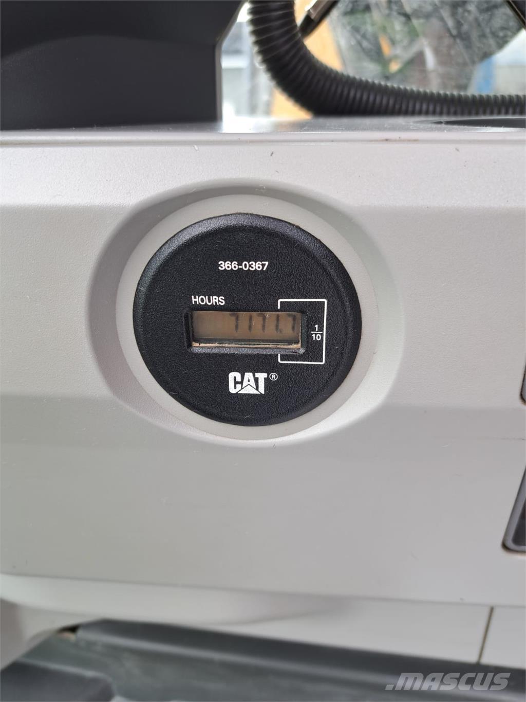 CAT 325F Roomikekskavaatorid