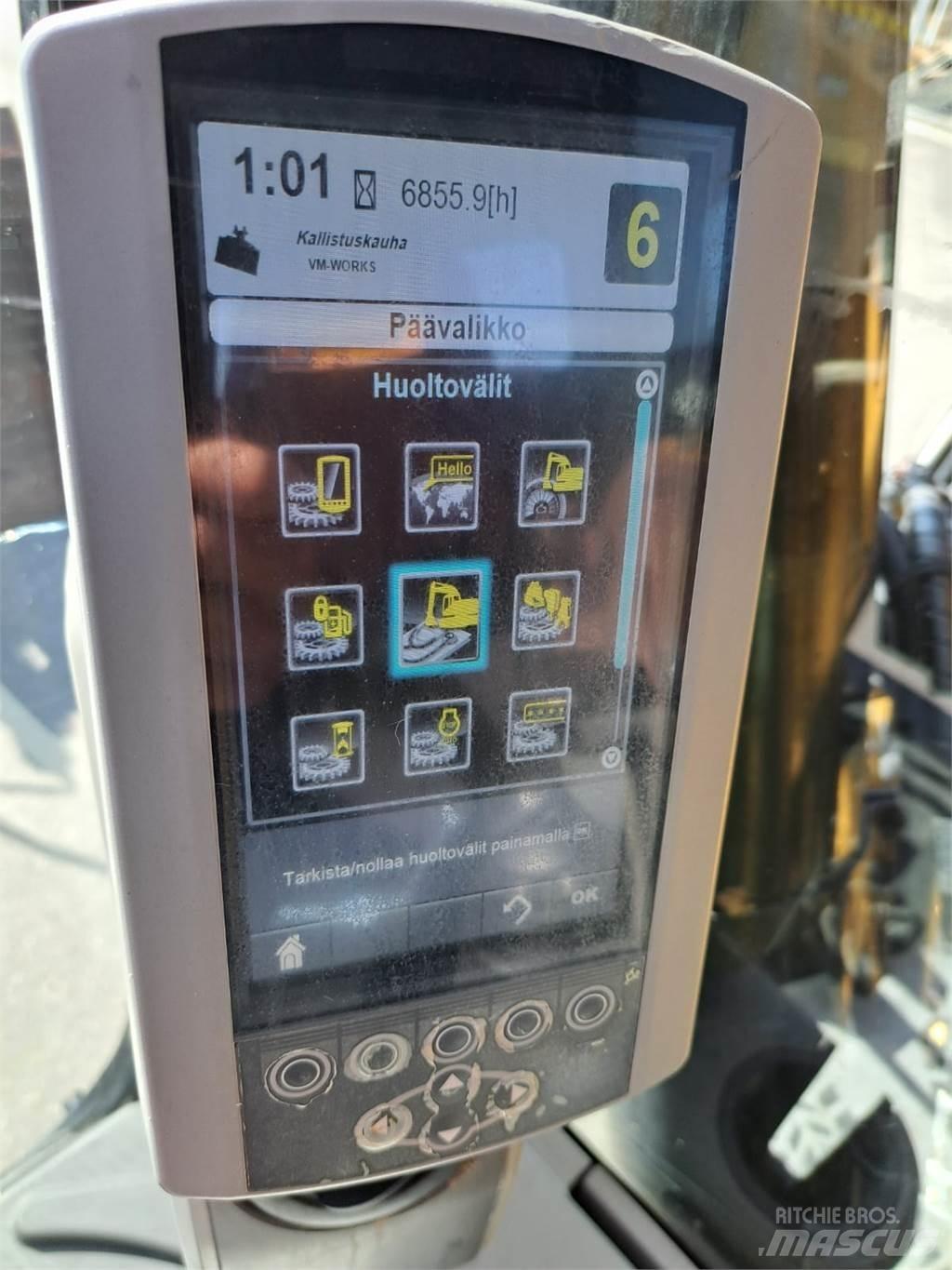 CAT 330F Roomikekskavaatorid