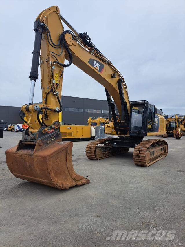 CAT 352F XE Roomikekskavaatorid