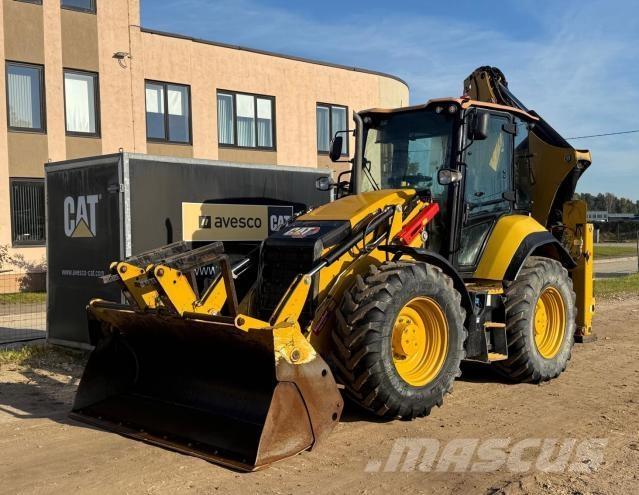 CAT 444 Ekskavaatorlaadurid