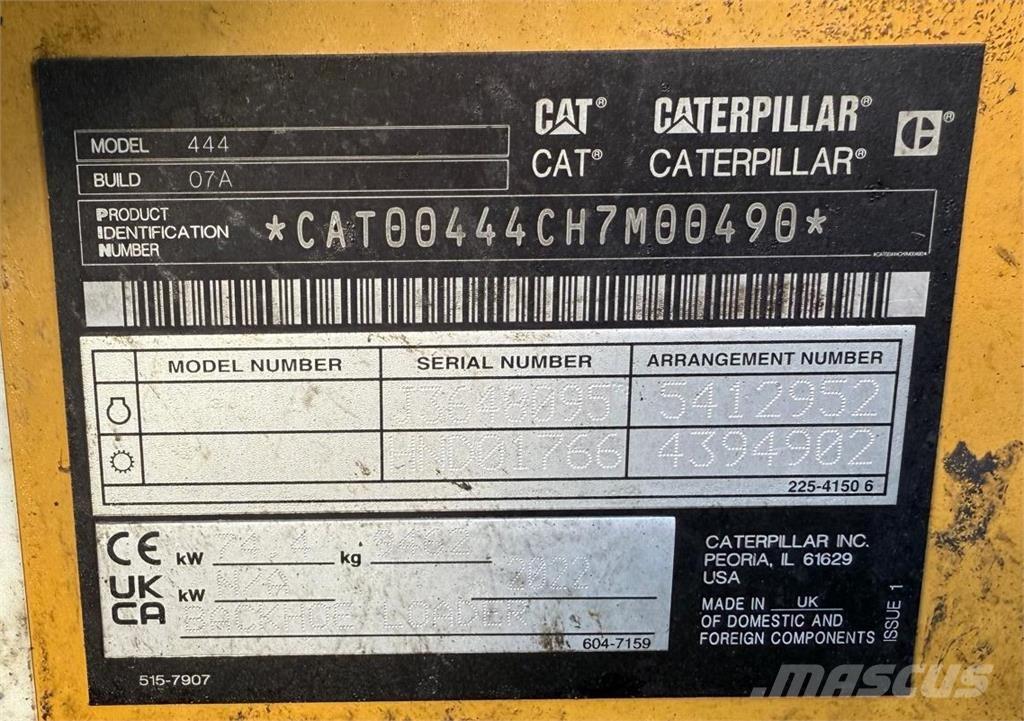 CAT 444 Ekskavaatorlaadurid