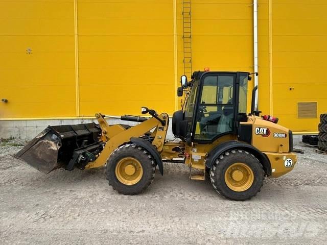 CAT 908-14 Rataslaadurid