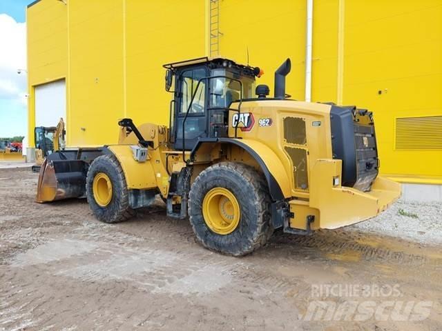 CAT 962 Rataslaadurid