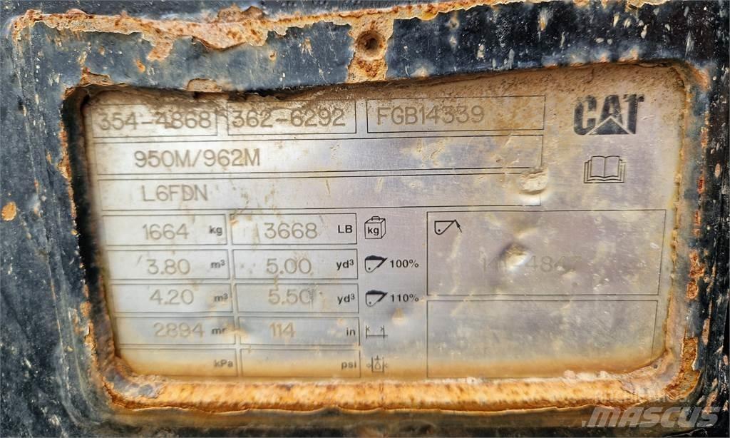 CAT 962M Rataslaadurid