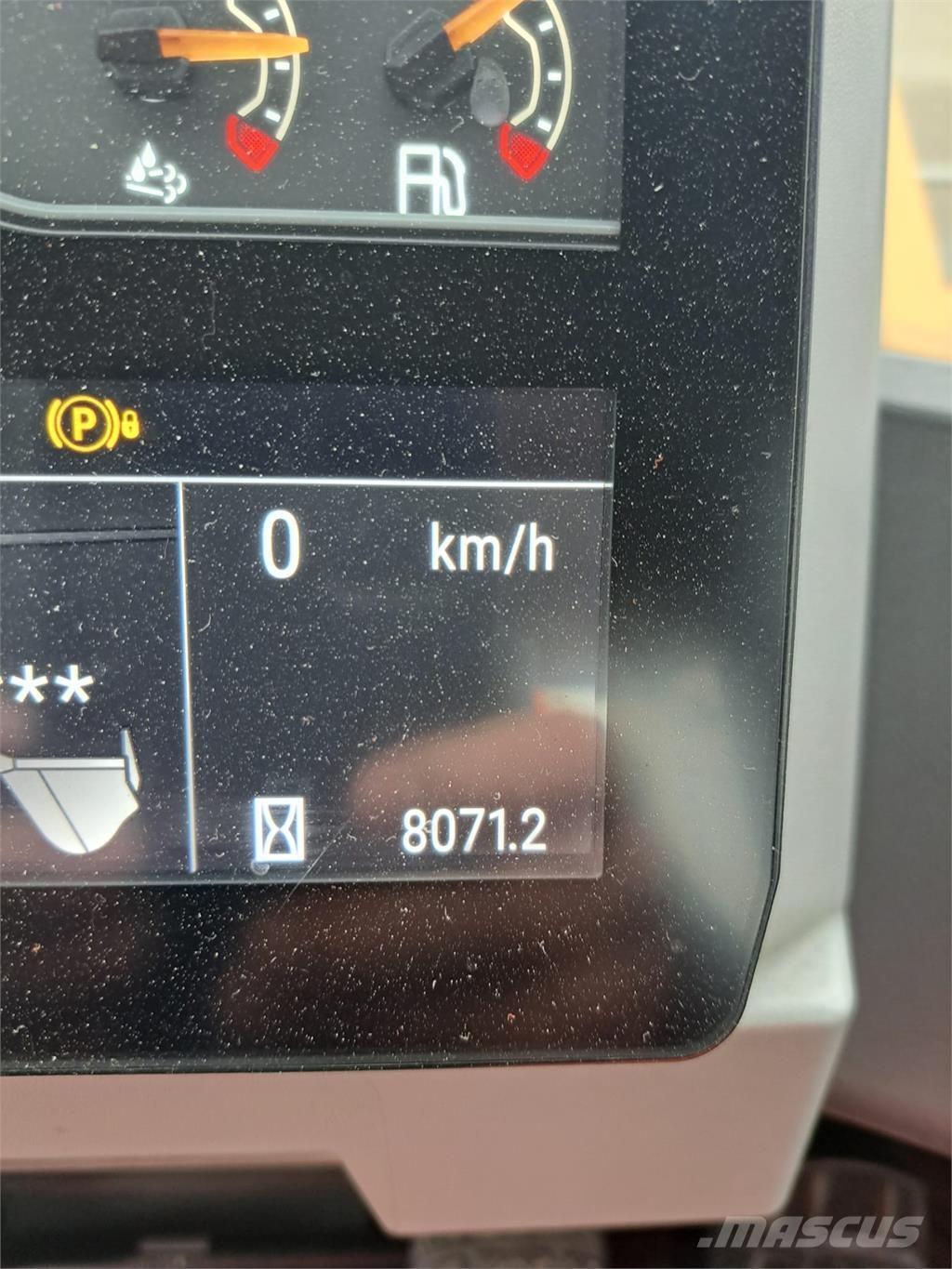 CAT 982 Rataslaadurid