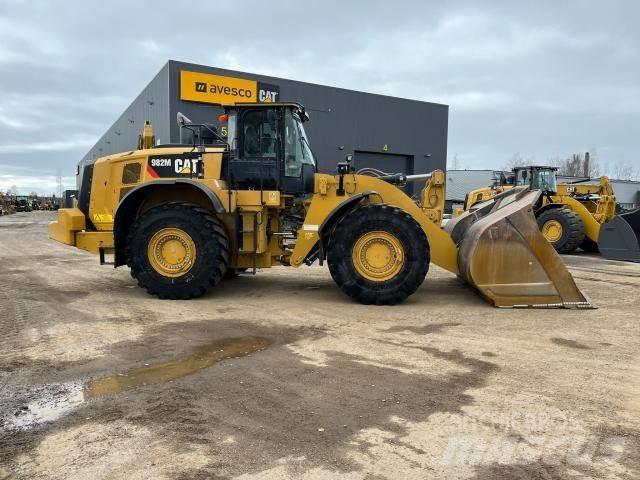 CAT 982M Rataslaadurid