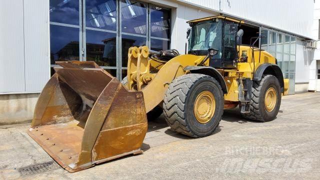 CAT 982M Rataslaadurid