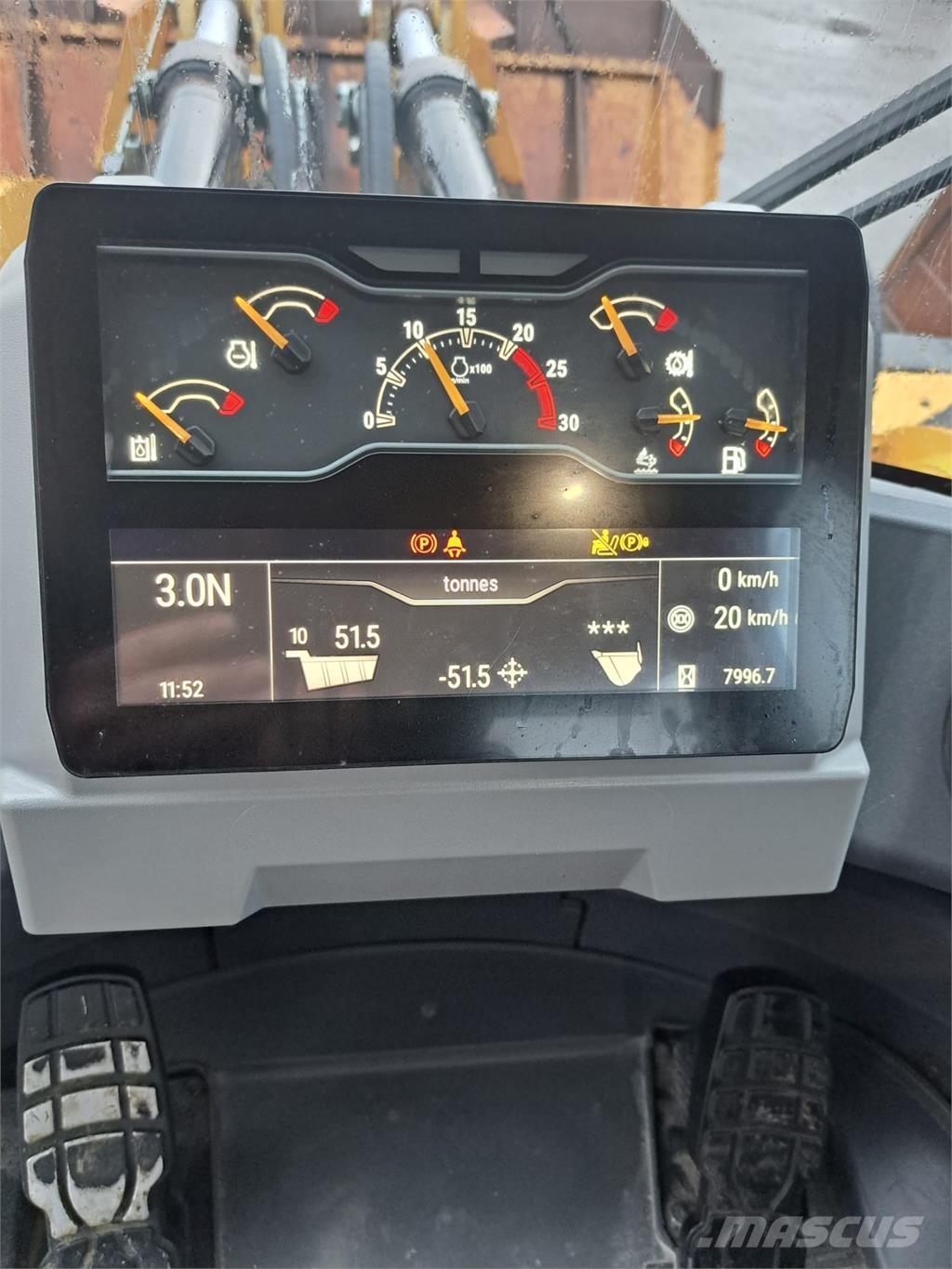 CAT 982XE Rataslaadurid