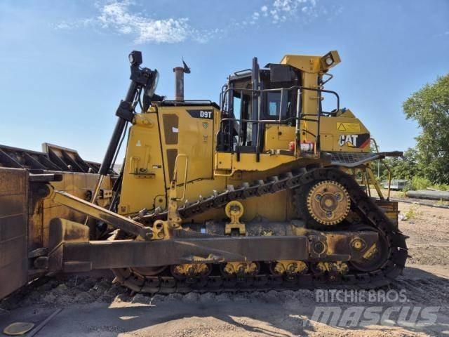 CAT D9T Buldooserid