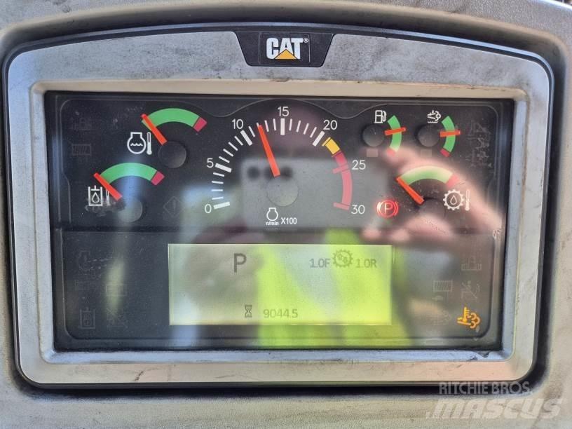CAT D9T Buldooserid