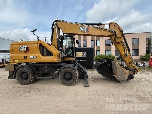 CAT M316 Muu