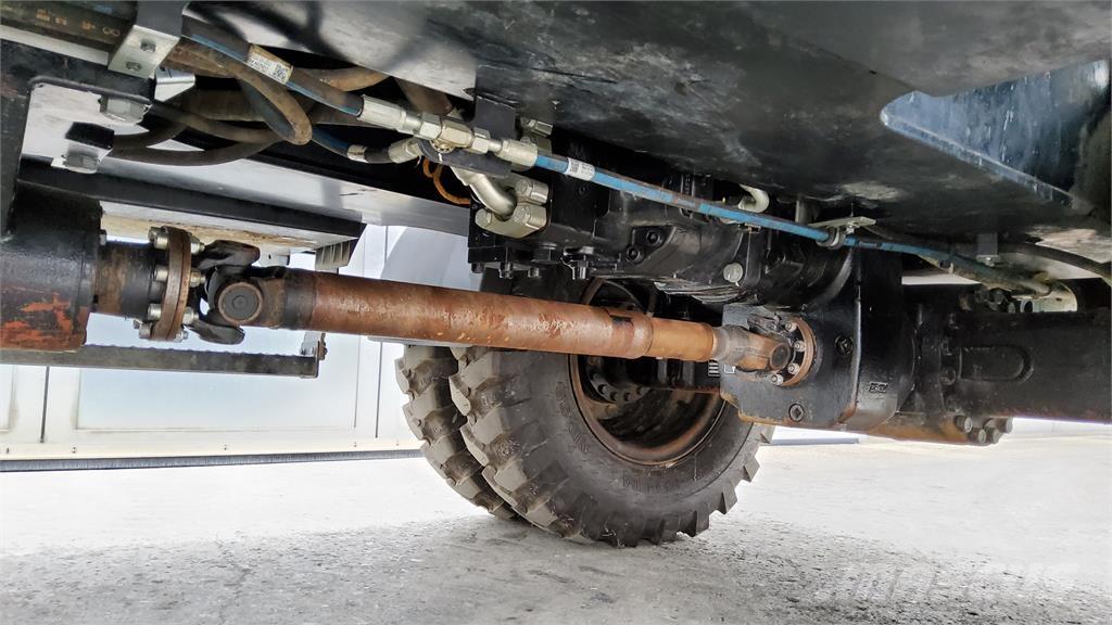 CAT M318-07E Ratasekskavaatorid