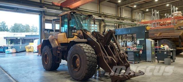 Volvo L120F Rataslaadurid