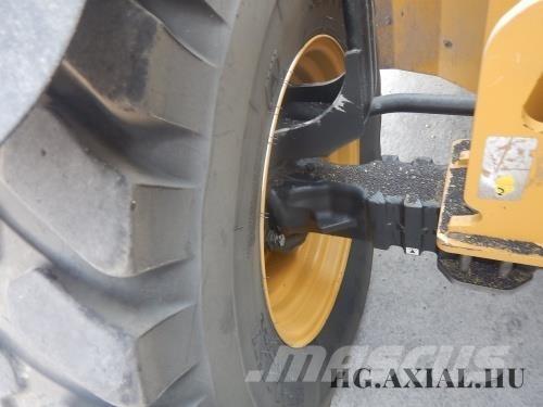 CAT TH 414C Põllumajanduslikud teleskoopkäitlejad