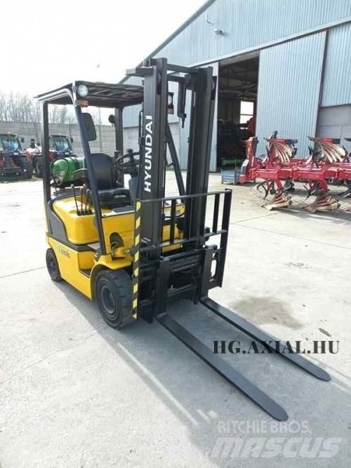 Hyundai 15L-7M Muud põllumajandusmasinad