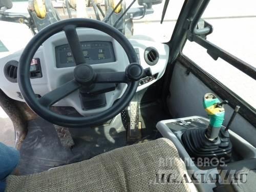 Komatsu 65 Rataslaadurid