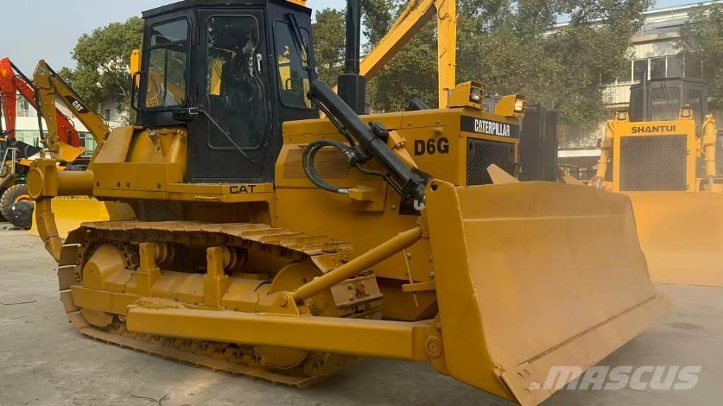 CAT D 6 G Buldooserid