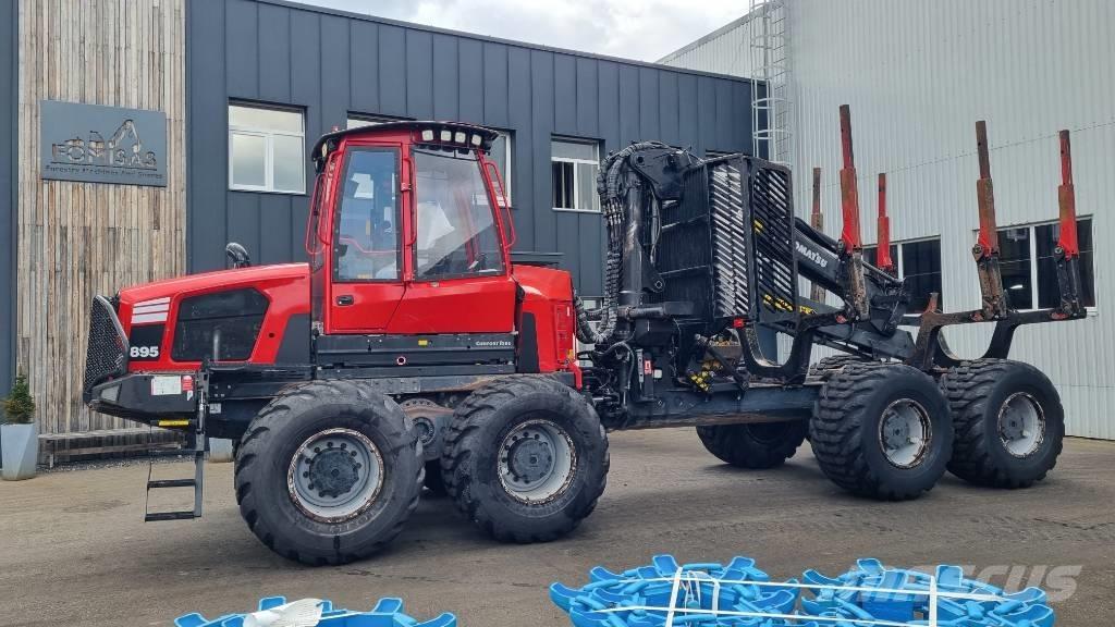 Komatsu 895 Forwarderid