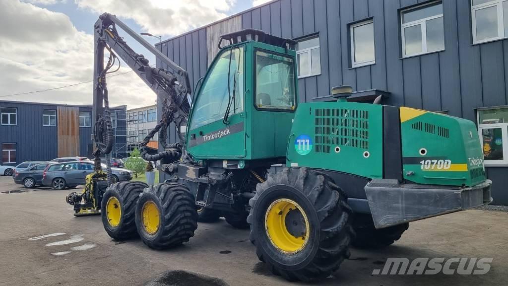 John Deere 1070 D Harvesterid