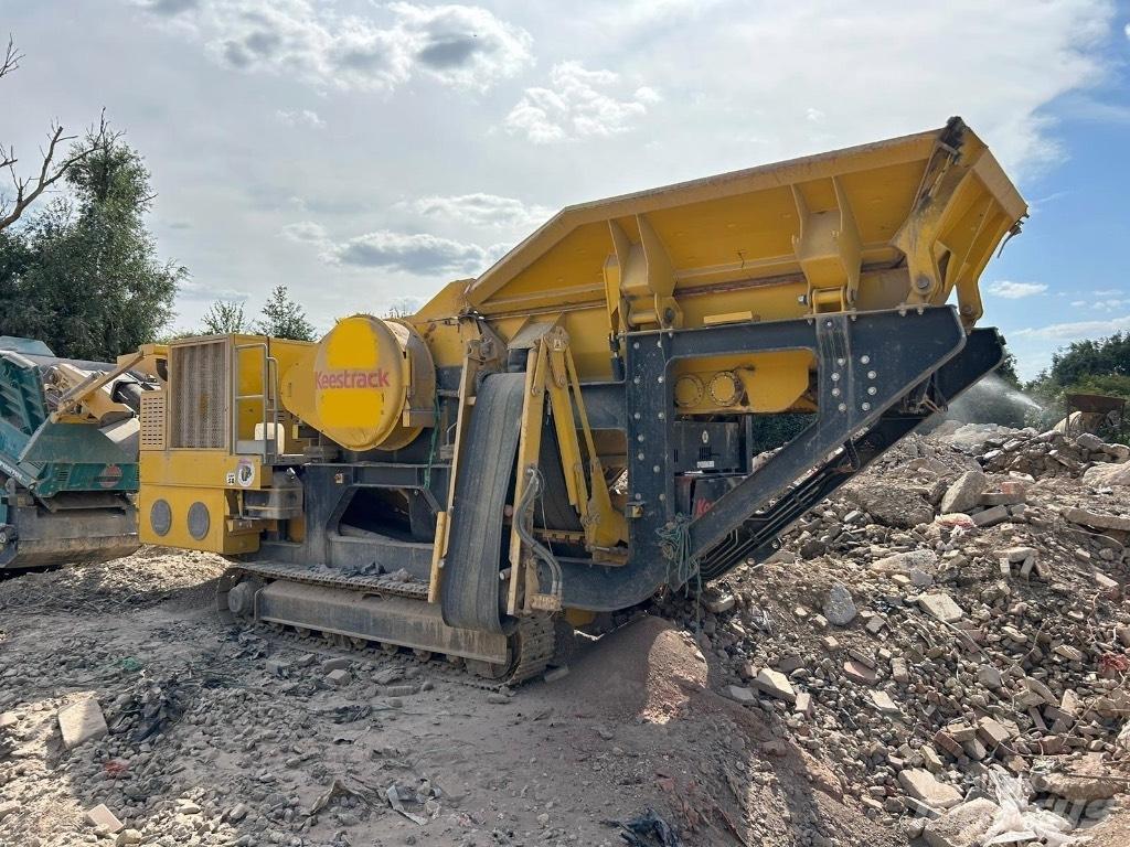 Keestrack B 3 Iseliikuvad purustid