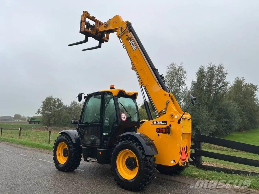JCB 535 - 95 Põllumajanduslikud teleskoopkäitlejad