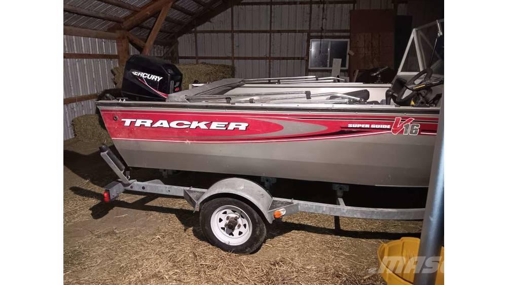  tracker 16 Foot Merendusega seotud mootorid
