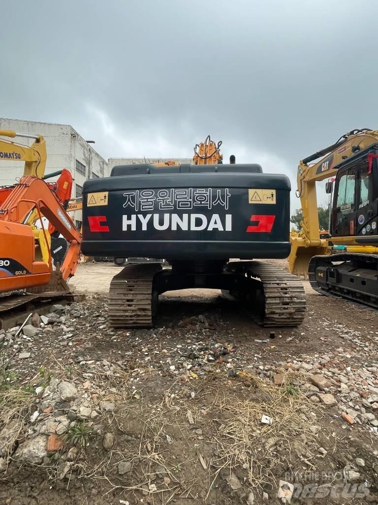 Hyundai 220lc-9s Roomikekskavaatorid