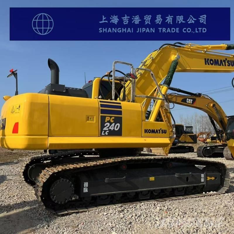 Komatsu PC 240 Roomikekskavaatorid
