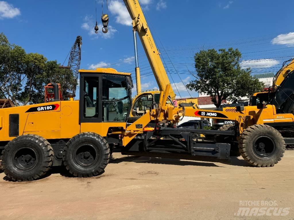 XCMG GR 180 Greiderid