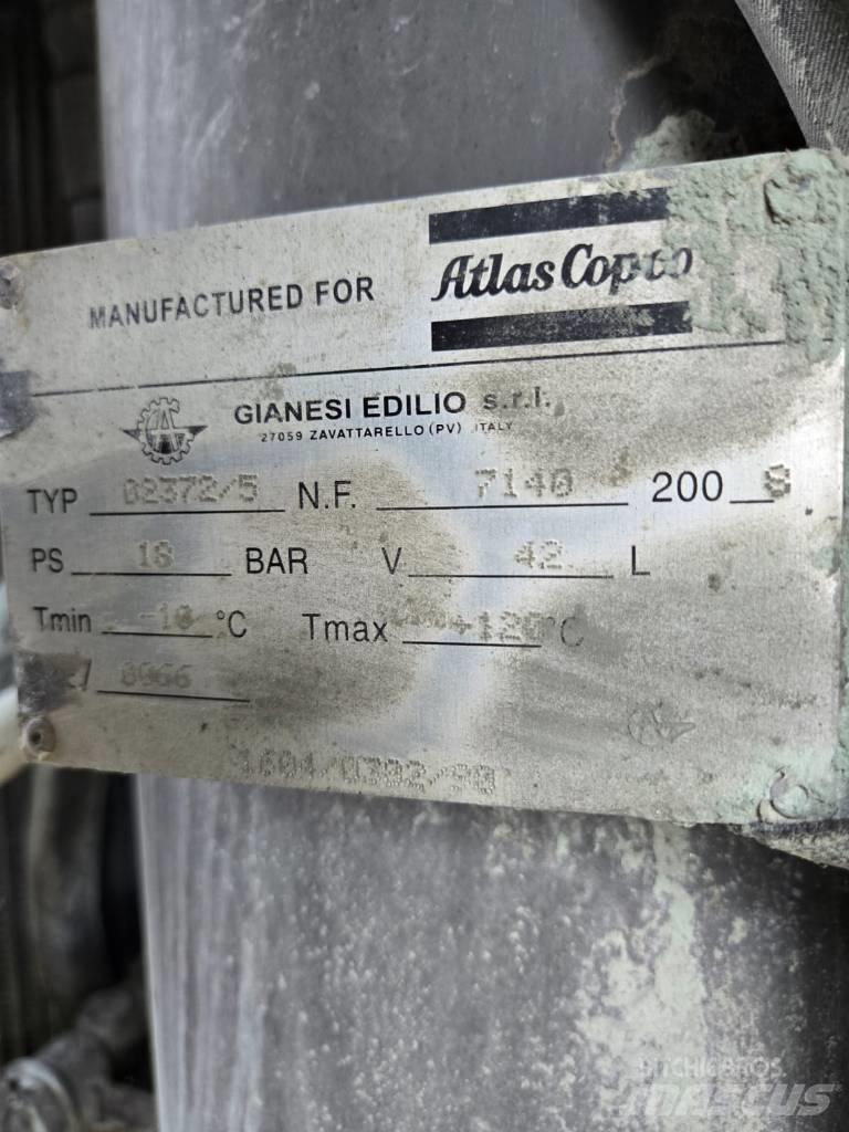 Atlas Copco ROC D3 Vertikaalsed puurmasinad
