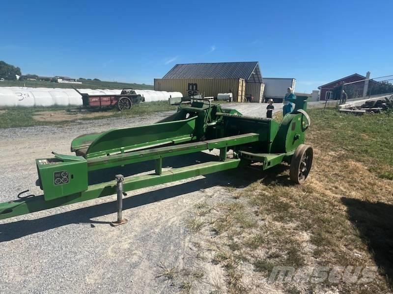 John Deere 3950 Silokombainid