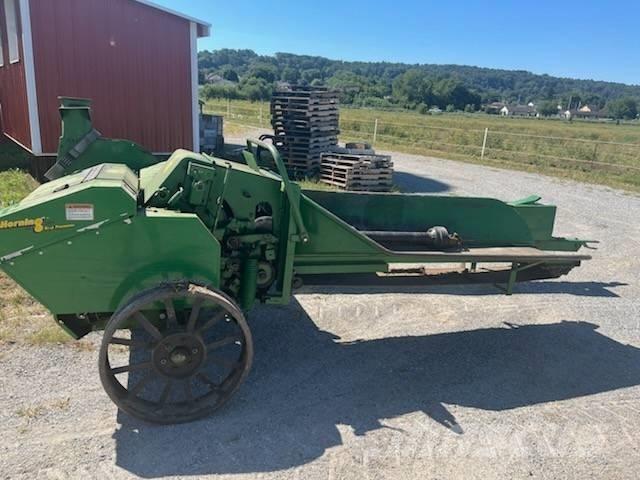 John Deere 3950 Silokombainid