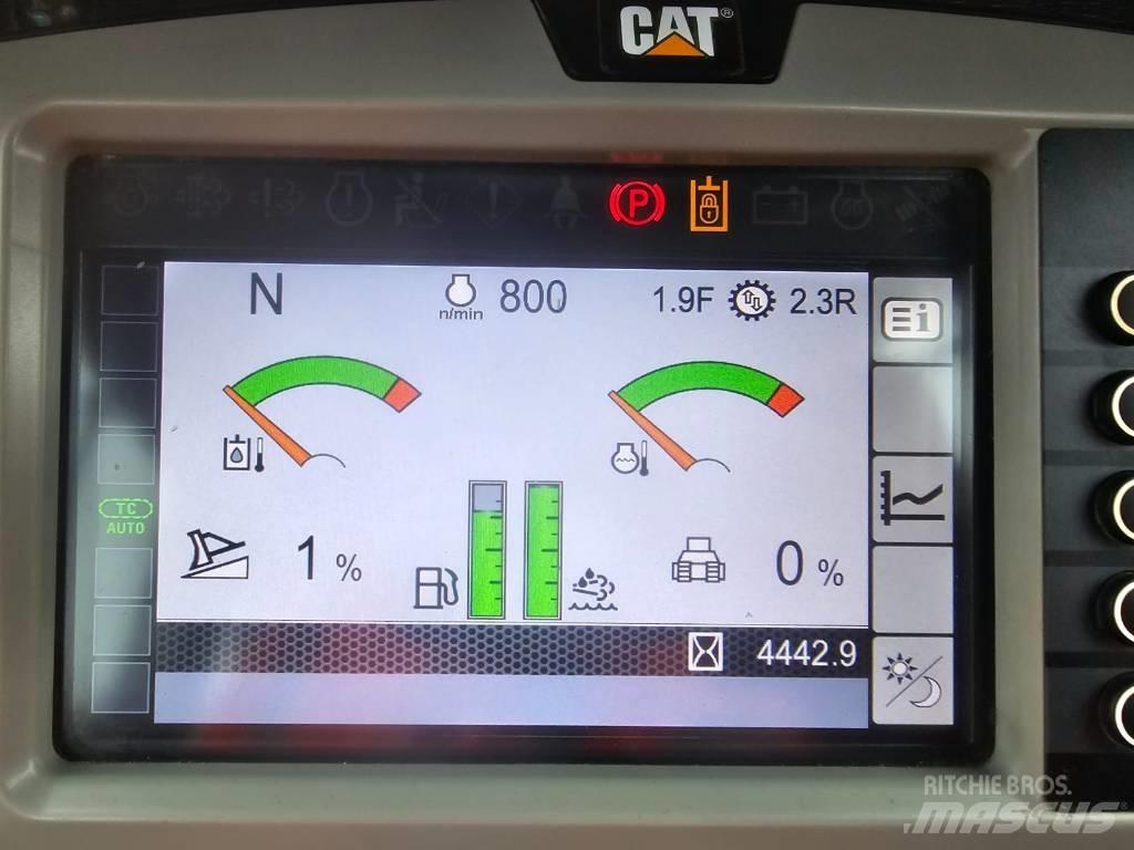 CAT D 6 K 2 LGP Buldooserid