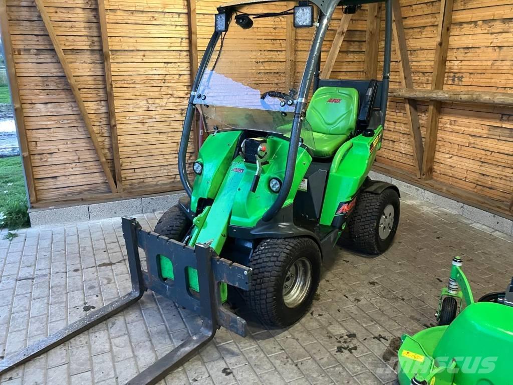 Avant 225 Kompaktlaadurid