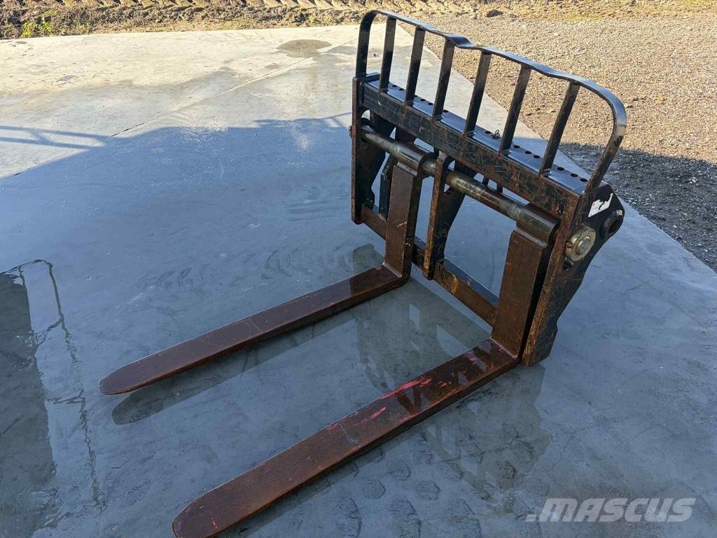 Manitou Pallegafler Teleskooplaadurid