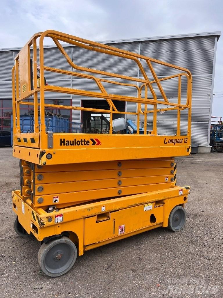 Haulotte Compact 12 Käärtõstukid